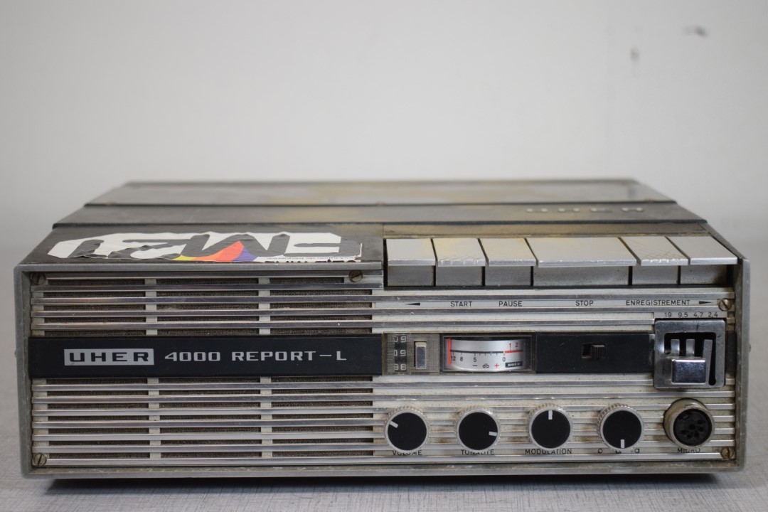 Uher 4000 Report-L portable Transistor Tape Recorder  			